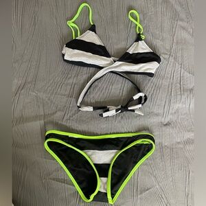 Hurley size small bikini